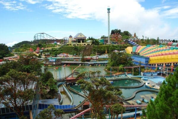 Malaysia tour 4Days 3Night (Kuala lumpur-Sunway–Genting Highland)